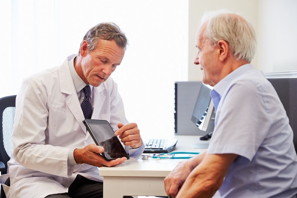 a patient with prostate at the doctor's appointment
